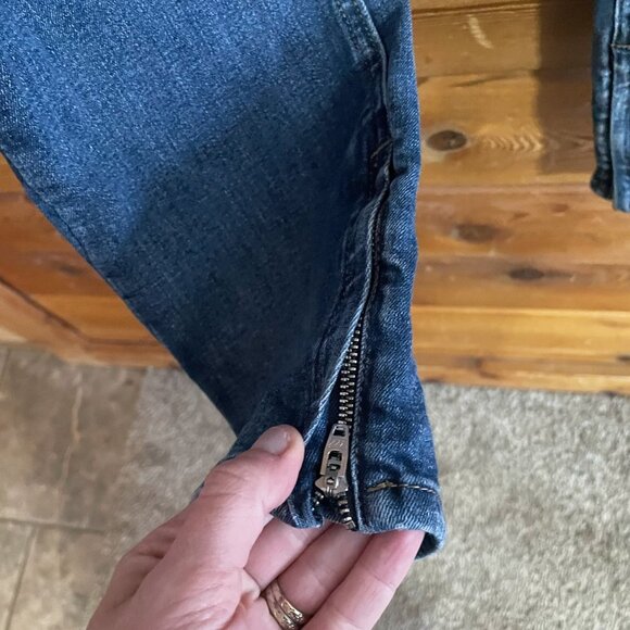 Pistola Jeans High Rise I’m Straight Medium Wash Distressed Size 31 - Picture 7 of 11